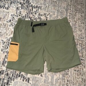 Men’s Backcountry hiking shorts Large